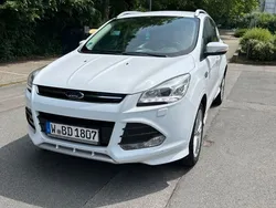 Weiß Gebraucht 2014 Ford Kuga Titanium SUV | 9.499 € (Guter Preis)