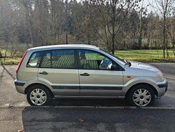 Grau Gebraucht 2006 Ford Fusion Limousine | 3.200 € (Fairer Preis)