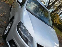 Silber Gebraucht 2011 Seat Alhambra Van / Kleinbus | 8.400 € (Guter Preis)