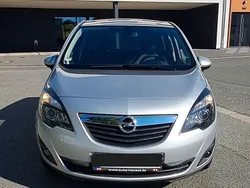 Silber Gebraucht 2011 Opel Meriva Selection Van / Kleinbus | 5.800 € (Guter Preis)
