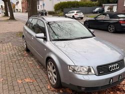 Grau Gebraucht 2003 Audi A4 S-Line Kombi | 3.100 € (Etwas zu teuer)