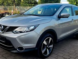 Silber Gebraucht 2017 Nissan Qashqai N-Connecta SUV | 9.990 € (Fairer Preis)