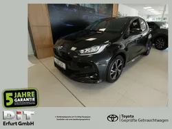 Black mica / ink Neu 2025 Toyota Yaris Hybrid Limousine | 23.990 € (Guter Preis)