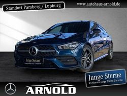 Blau (denimblau) Gebraucht 2023 Mercedes CLA200 Shooting Brake AMG line Kombi | 33.370 € (Fairer Preis)