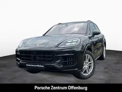 Chromitschwarzmetallic Gebraucht 2024 Porsche Cayenne SUV | 109.960 € (Superpreis)