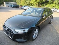 Andere Gebraucht 2022 Audi A4 Sport Limousine | 24.400 €