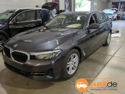 Grau Gebraucht 2021 BMW 520 Kombi | 24.950 € (Guter Preis)