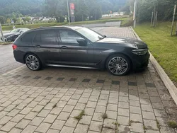 Grau Gebraucht 2020 BMW 540 M Sport Kombi | 26.900 € (Guter Preis)