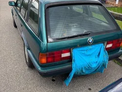 Grün Gebraucht 1990 BMW 318 Kombi | 2.450 €