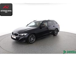 Schwarz (metallic) Gebraucht 2022 BMW 320 Shadowline Kombi | 30.880 € (Fairer Preis)