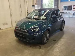 Peacock (ozean grün) Gebraucht 2022 Fiat 500e Icon Cabrio | 17.990 € (Superpreis)