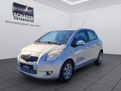 Silber Gebraucht 2008 Toyota Yaris Sol Limousine | 1.390 € (Superpreis)