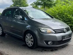 Grau Gebraucht 2010 VW Golf Plus Team Van / Kleinbus | 2.499 € (Guter Preis)