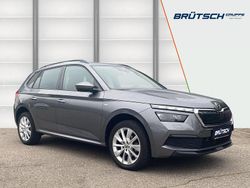 Graphitegrau metallic Gebraucht 2023 Skoda Kamiq Tour SUV | 23.480 € (Fairer Preis)