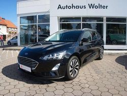 Indiumschwarz metallic Gebraucht 2019 Ford Focus Cool & Connect Kombi | 17.760 € (Teuer)