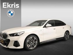 Weiß Gebraucht 2025 BMW 530e M Sport Limousine | 59.900 € (Guter Preis)