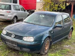 Reflexsilber metallic Gebraucht 2000 VW Golf IV Edition Limousine | 500 € (Superpreis)