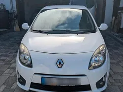Weiß Gebraucht 2009 Renault Twingo Kleinwagen | 1.900 €