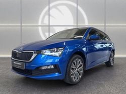 Blau Gebraucht 2022 Skoda Scala Tour Kleinwagen | 16.490 € (Guter Preis)