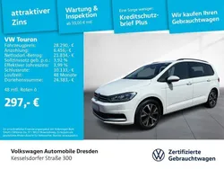 Pure white Gebraucht 2022 VW Touran Comfortline Van / Kleinbus | 28.290 € (Fairer Preis)
