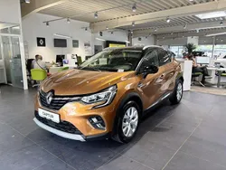 Orange Gebraucht 2020 Renault Captur Intens SUV | 16.990 € (Fairer Preis)