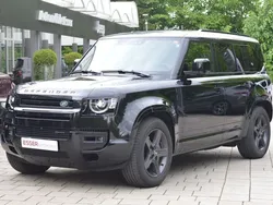 Schwarz Gebraucht 2023 Land Rover Defender SE SUV | 74.900 € (Teuer)