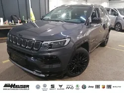 Graphite grey metallic) (grau Gebraucht 2024 Jeep Compass SUV | 30.485 € (Guter Preis)