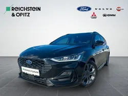 Schwarz Gebraucht 2024 Ford Focus ST-Line Limousine | 23.450 € (Guter Preis)