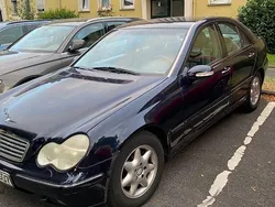 Blau Gebraucht 2002 Mercedes C180 Elegance Limousine | 899 € (Guter Preis)