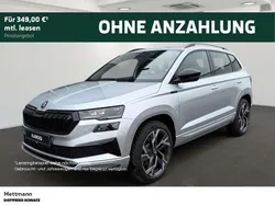 Brilliantsilber metallic Neu 2025 Skoda Karoq SportLine SUV | 49.990 €