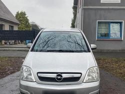 Silber Gebraucht 2007 Opel Meriva Van / Kleinbus | 600 € (Superpreis)