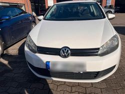 Weiß Gebraucht 2010 VW Golf VI Coupé | 4.200 € (Fairer Preis)