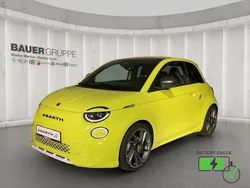 Grün Neu 2024 Abarth 500e Turismo Kleinwagen | 31.700 € (Superpreis)