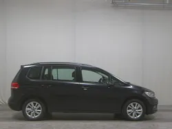 Schwarz Gebraucht 2021 VW Touran Comfortline Van / Kleinbus | 14.490 € (Superpreis)