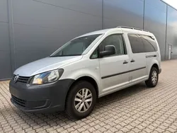 Silber Gebraucht 2013 VW Caddy Comfortline Van / Kleinbus | 6.500 € (Guter Preis)