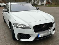 Weiß Gebraucht 2019 Jaguar XF Kombi | 21.900 €