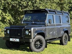 Grau Gebraucht 2016 Land Rover Defender SE SUV | 53.980 € (Etwas zu teuer)