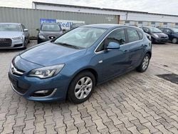 Blau Gebraucht 2015 Opel Astra Exklusiv Limousine | 5.850 € (Superpreis)