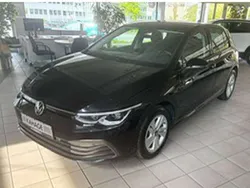 Deep black perleffekt Gebraucht 2022 VW Golf VIII Life Kleinwagen | 21.956 € (Fairer Preis)
