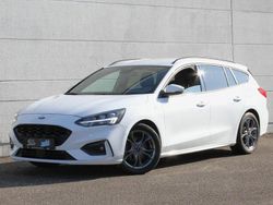 Weiß Gebraucht 2020 Ford Focus ST-Line Kombi | 18.455 € (Fairer Preis)