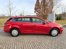 Nnp dezirrotmetallic Gebraucht 2021 Renault Mégane GrandTour Life Kombi | 13.990 € (Fairer Preis)