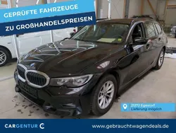 Black sapphire Gebraucht 2020 BMW 318 Sport Line Kombi | 22.195 € (Superpreis)