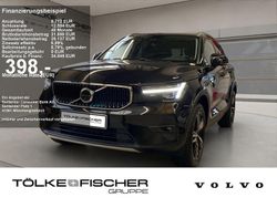 Onyx black (metallic) Gebraucht 2024 Volvo XC40 Core SUV | 34.590 € (Guter Preis)
