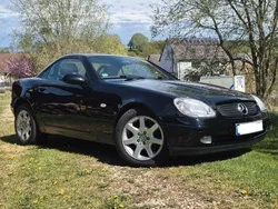 Schwarz Gebraucht 1999 Mercedes SLK230 Cabrio | 7.499 € (Fairer Preis)