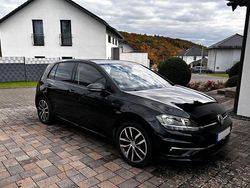 Schwarz Gebraucht 2018 VW Golf VII Join Limousine | 14.500 € (Fairer Preis)
