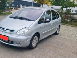 Silber Gebraucht 2004 Citroën Xsara Picasso Van / Kleinbus | 2.400 € (Etwas zu teuer)