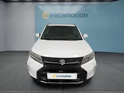 Weiß Neu 2025 Suzuki Vitara Comfort SUV | 23.699 € (Fairer Preis)