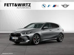 Skyscraper grau metallic Gebraucht 2024 BMW 120 M Sport Kleinwagen | 40.900 € (Fairer Preis)