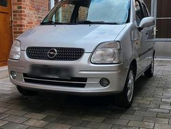 Silber Gebraucht 2001 Opel Agila Kleinwagen | 800 € (Guter Preis)