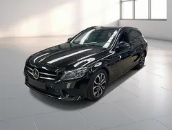 Obsidianschwarz metallic Gebraucht 2020 Mercedes C220 Avantgarde Kombi | 23.560 € (Guter Preis)